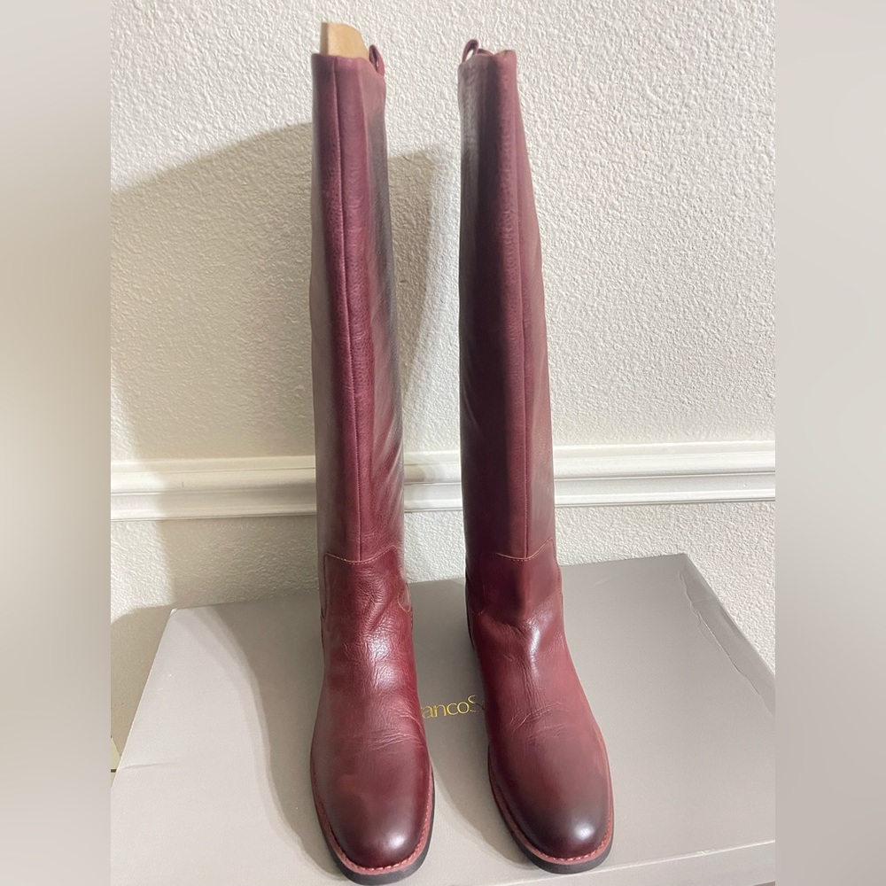 Franco Sarto all leather, deep dark red almost burgundy in color. - Picture 2 of 7